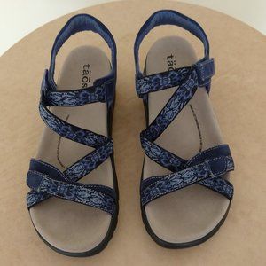 Taos Zen Walking Sandals